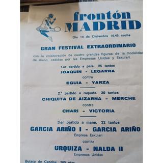   Gloria Agirre txikita de Aizarna, Madrid  frontoiko egitarauan. Argazkia, Pelota a mano Madrid orri digitaletik jasota dago.