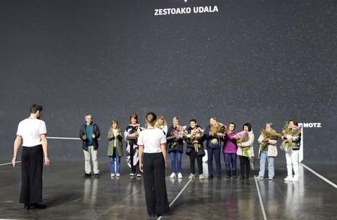 Gipuzkoako Euskal Pilota Federazioak 100 urte betetzen dituen honetan, Emakume Pilotarien Jardunaldia ospatu da Zestoan eta Azpeitian. Jardunaldi hauetan,  Gloria Agirre Txikita Aizarna eta beste hainbat emakume pilotari omendu zituzten, euren ibilbide eta kirolari egindako ekarpenengatik.