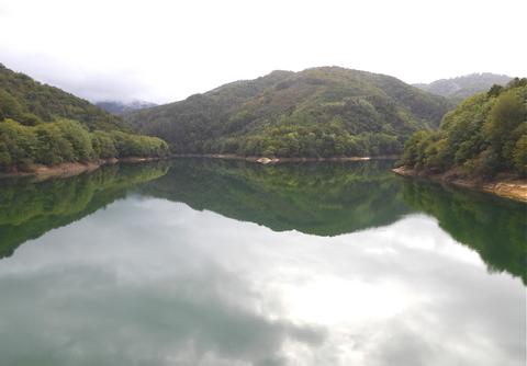 Urriaren hasieran Ibai-eder urtegiaren   %70,25ean dago, beste urteetan bezalakoa gutxi gora-behera.